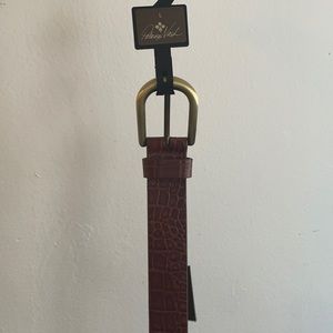 Patricia Nash belt